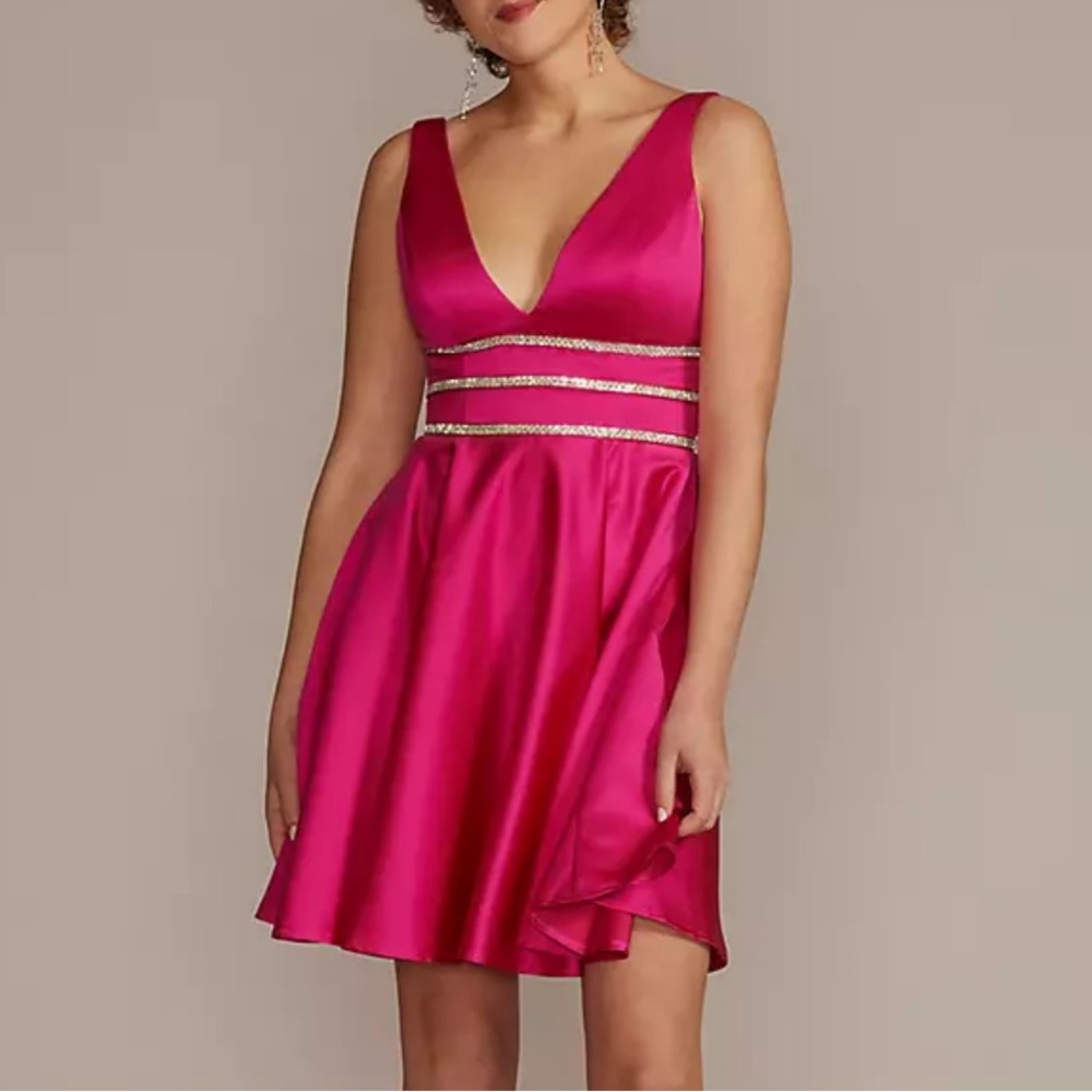 JULES AND CLEO Embellished Waist Plunge Neck Mini A-Line Dress 6